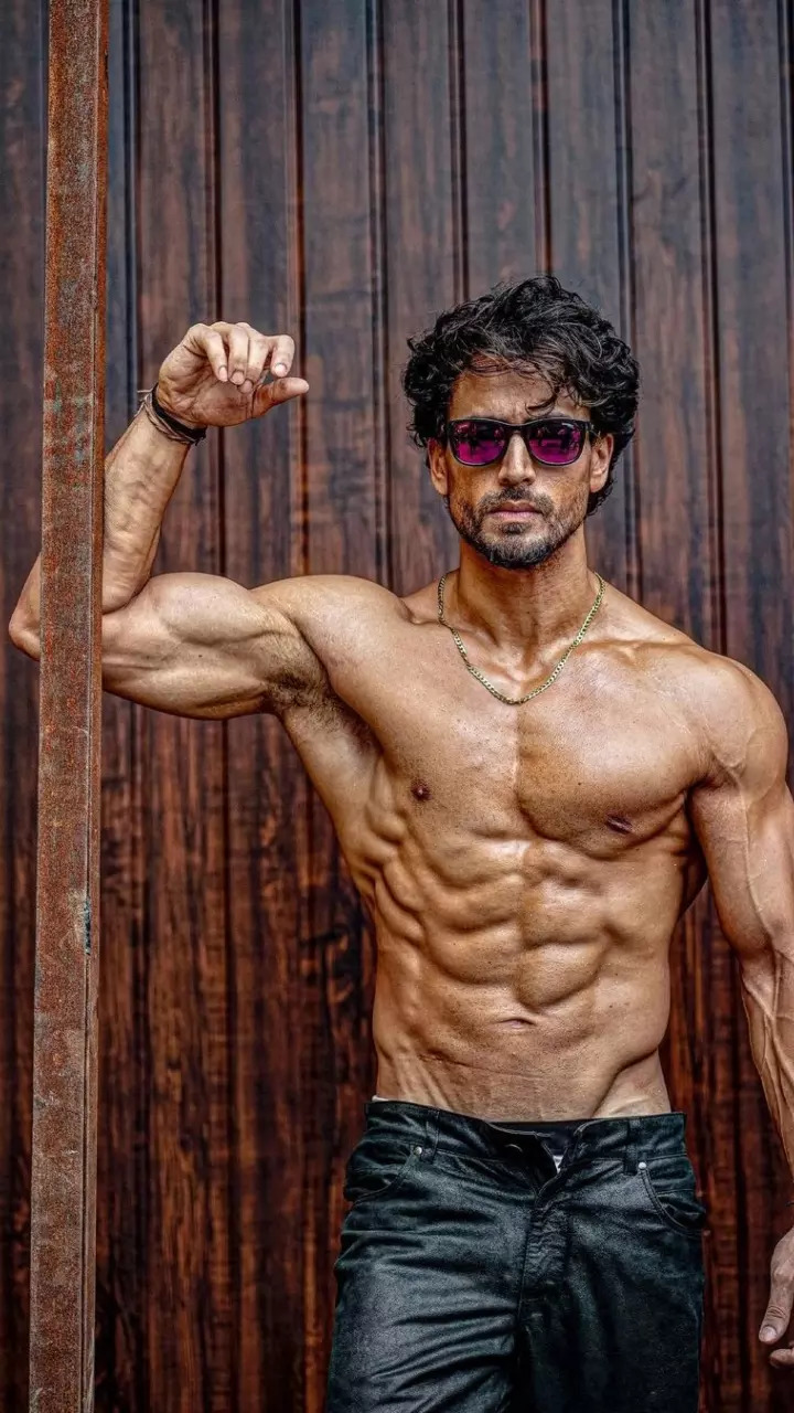 Tiger Shroff has biceps to die for