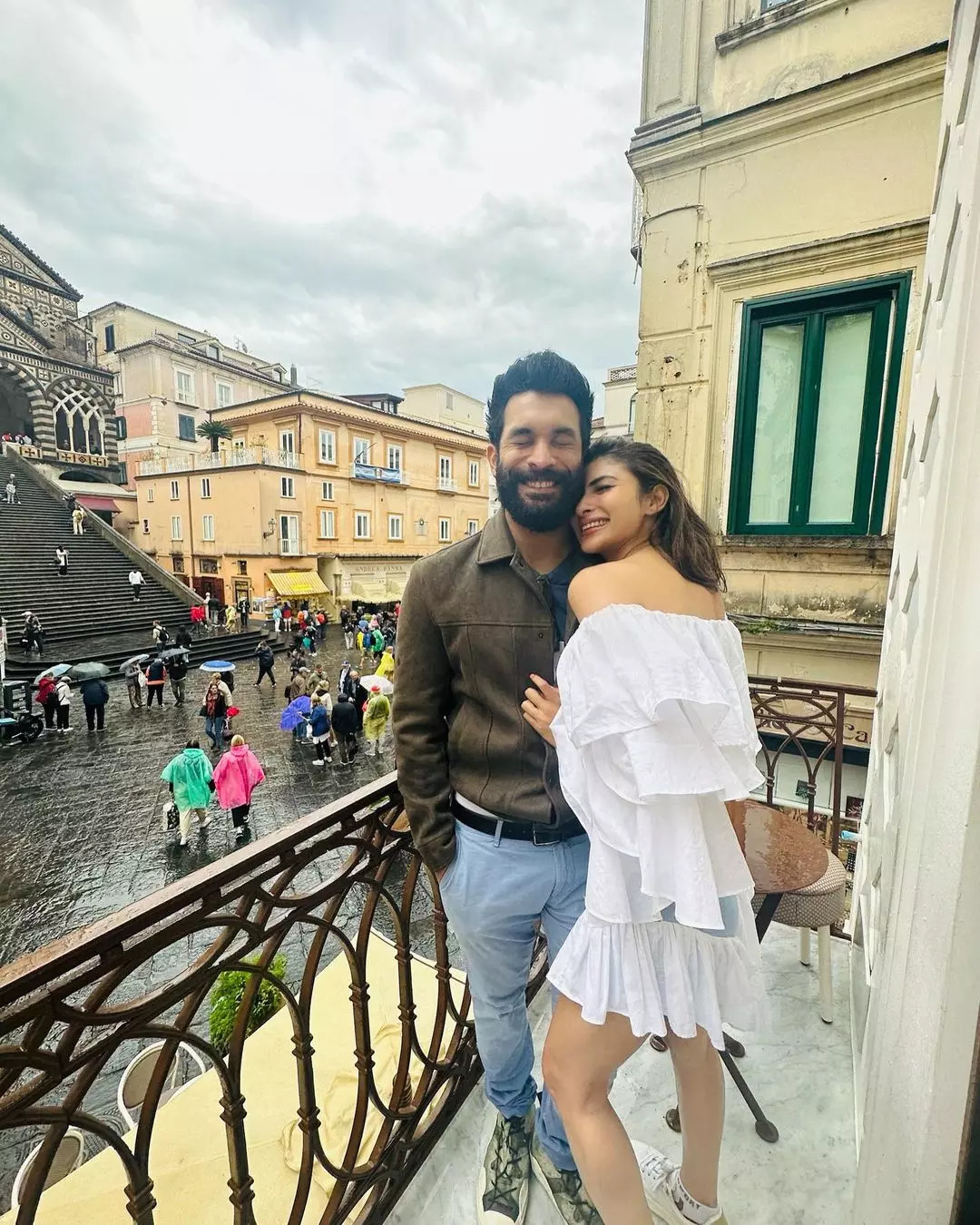 Mouni Roy Goes Lovey Dovey With Hubby