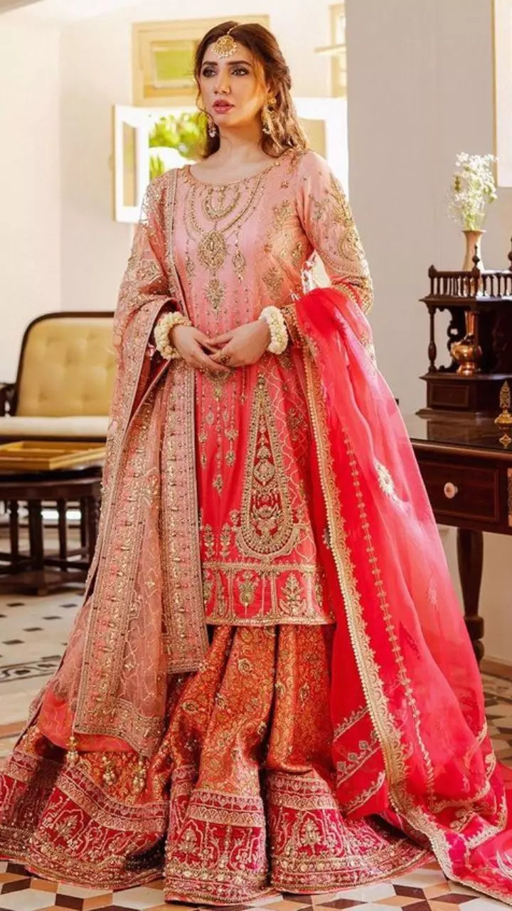 Mahira Khan Glows In Pink Lehenga