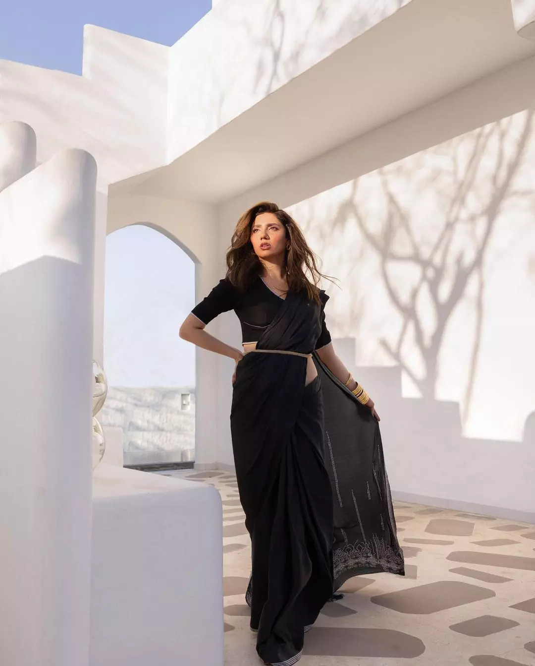 Mahira Khans Enchanting Looks