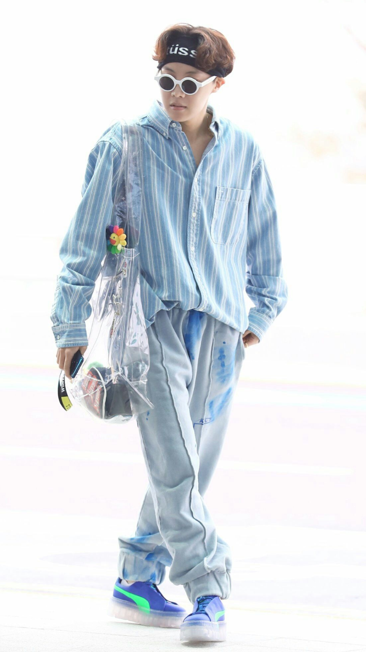 10+ Times BTS's J-Hope Proved He's The King Of Airport Fashion - Koreaboo