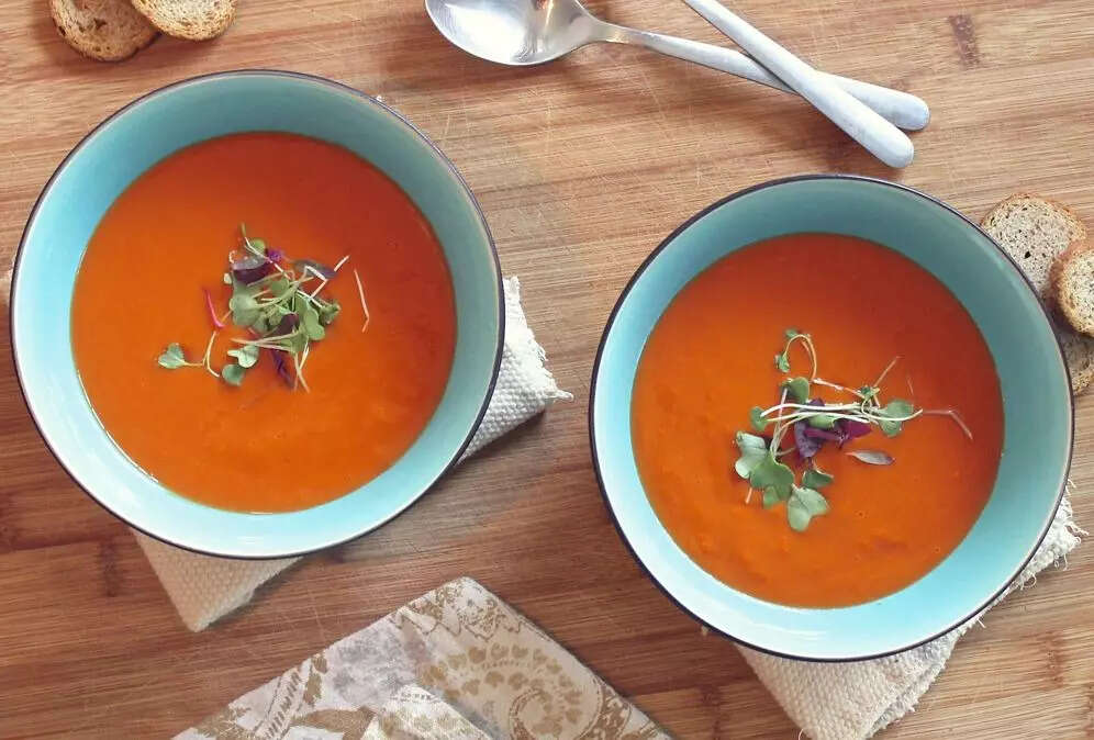 Dermatologist Suggests Having These 9 Soups For A HealthyLooking Skin