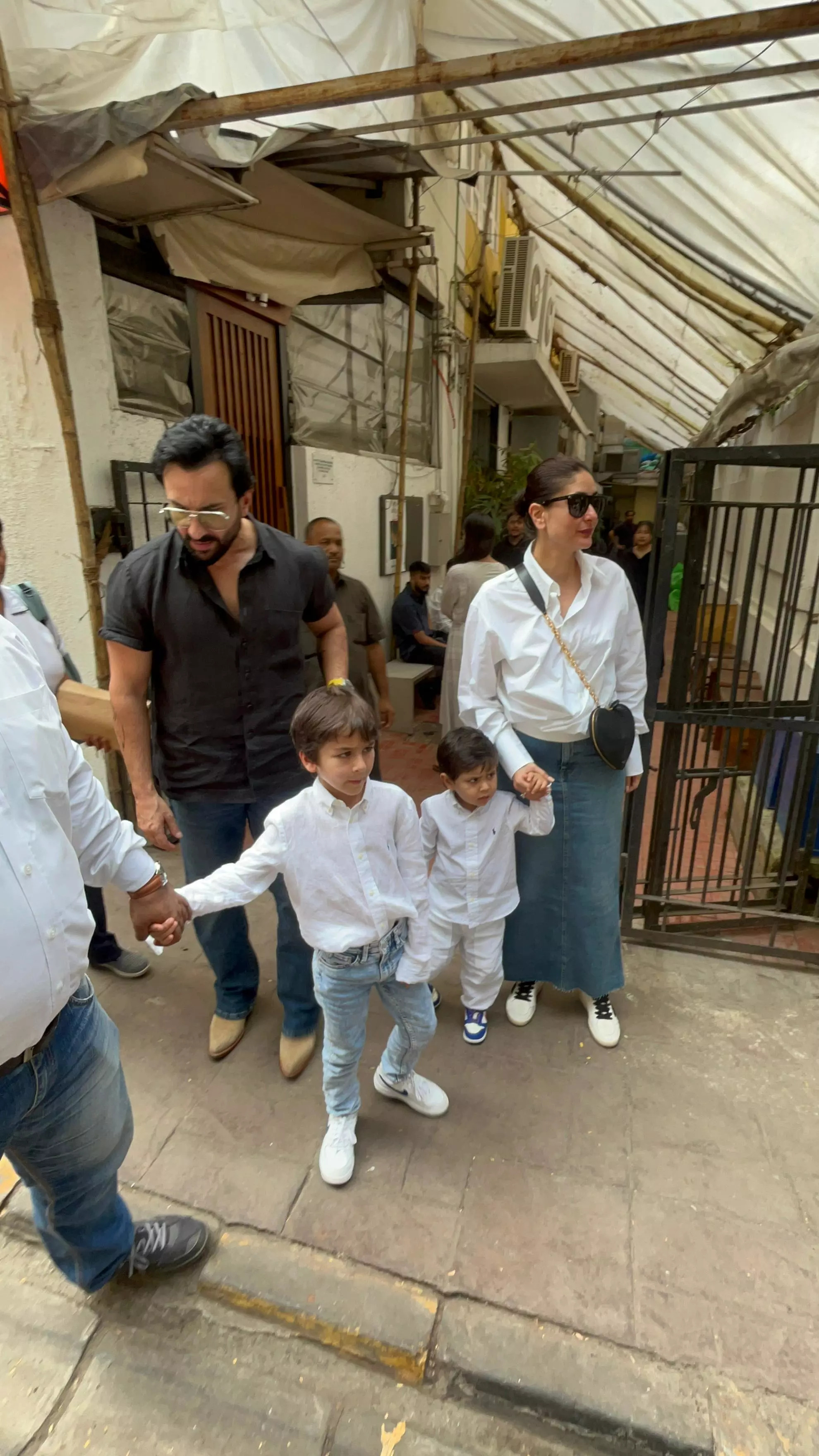 Kareena and Saif with Tim and Jeh