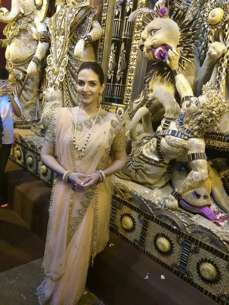 Esha Deol Shimmers in Ethnic