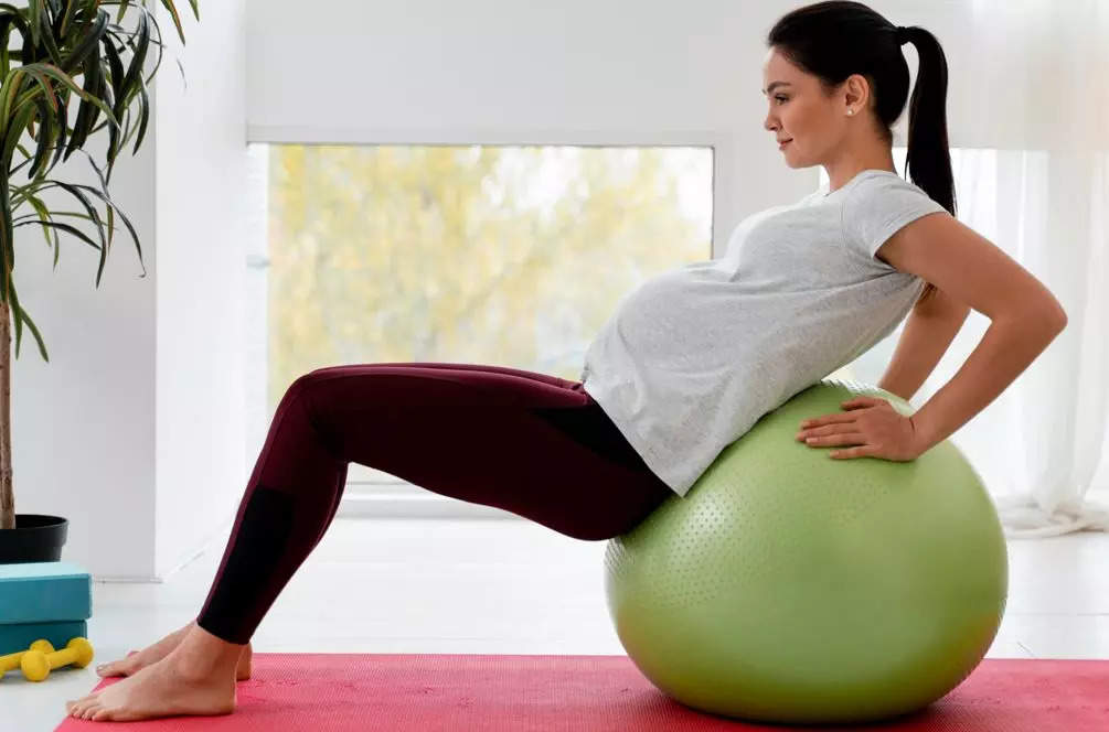 5 Kegel Exercises For Pregnant Women To Strengthen Pelvic Floor Muscles ...