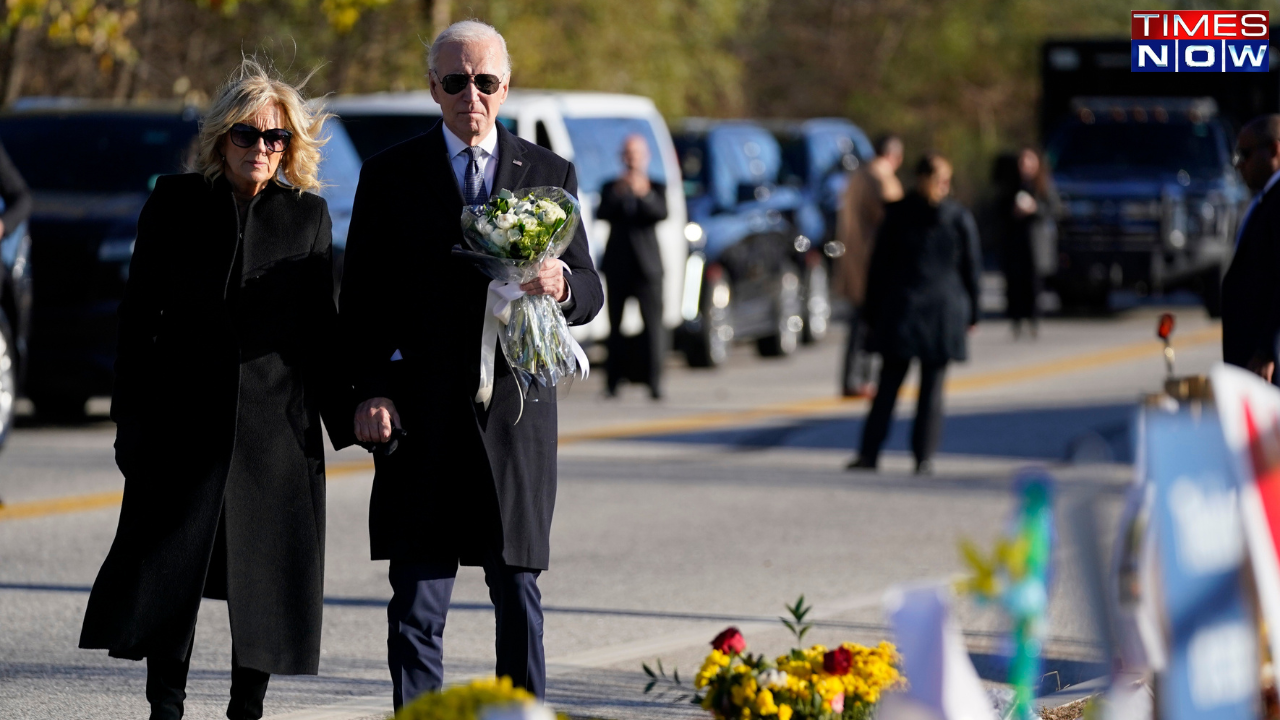 El presidente estadounidense Biden Jill Biden visita Maine después del tiroteo masivo