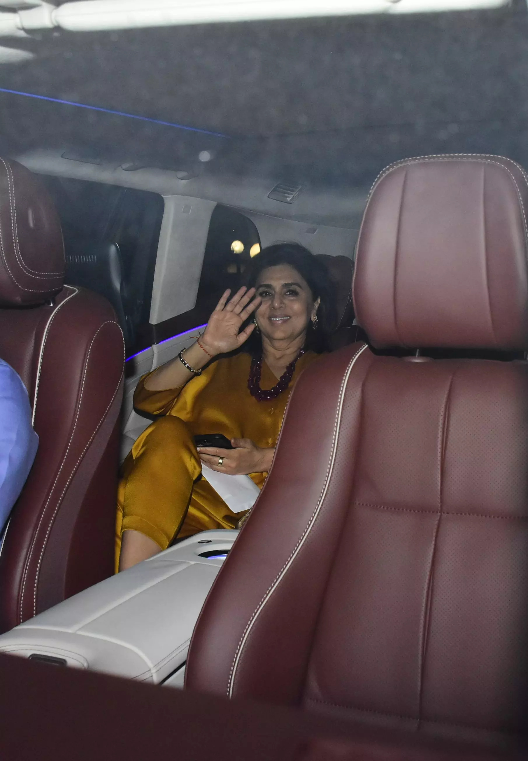 #ZoomIn: Kareena Kapoor, Neetu Kapoor, Shabama Azmi And More Captured