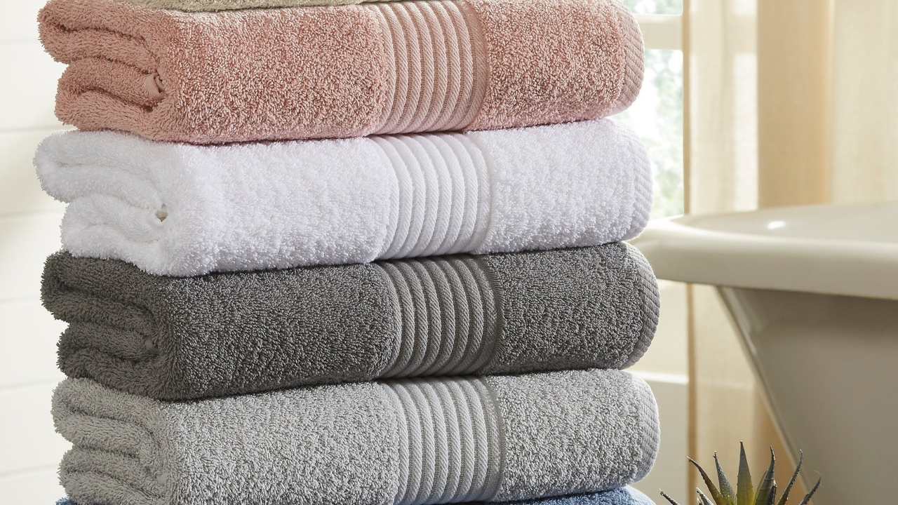 8 Tips To Keep Your Towels Soft, Fluffy And Brand New | Home & Garden ...