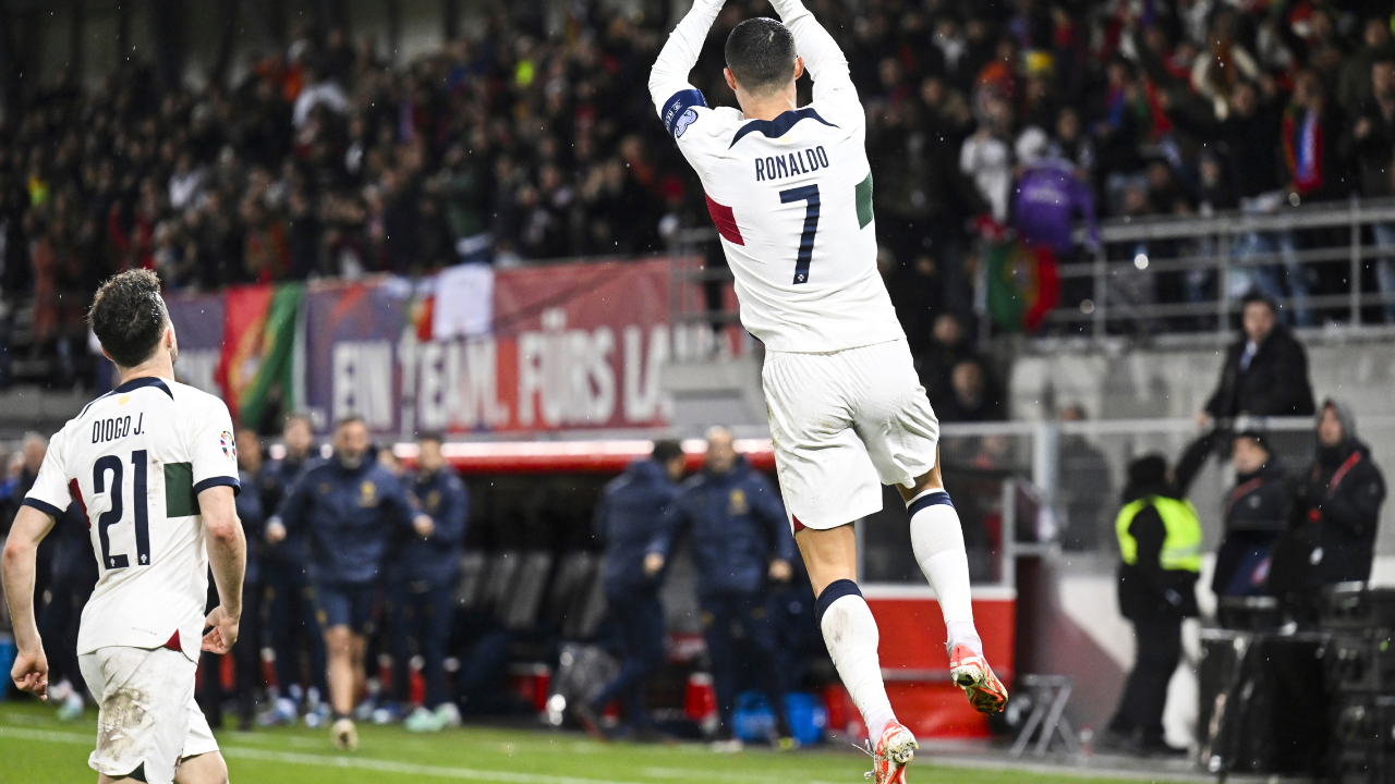 WATCH: Cristiano Ronaldo Asks Referee To Reverse His Penalty Decision  During Al Nassr's Champions League Match