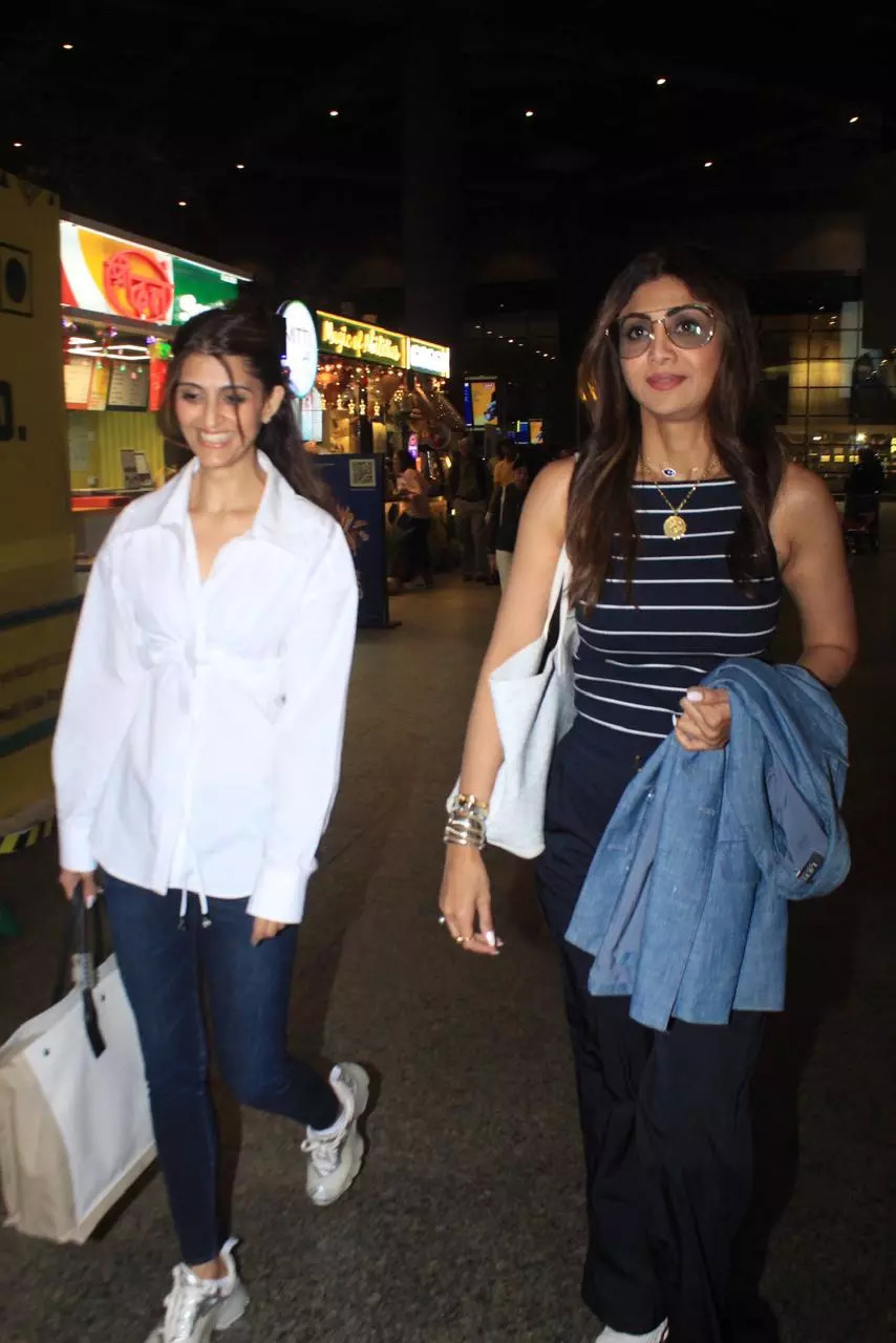 Shilpa Shetty and Akanksha Malhotra