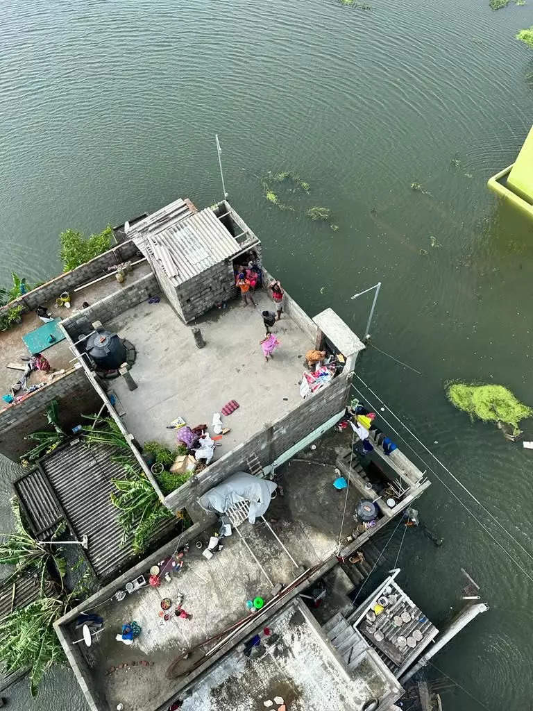 Chennai Floods Rescue Mission In Videos IAF Chetak Helicopters Bring