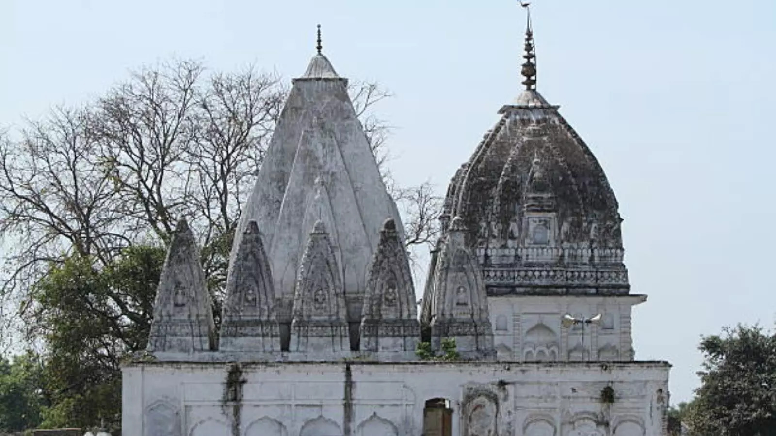 Khabees Baba Temple Sandana