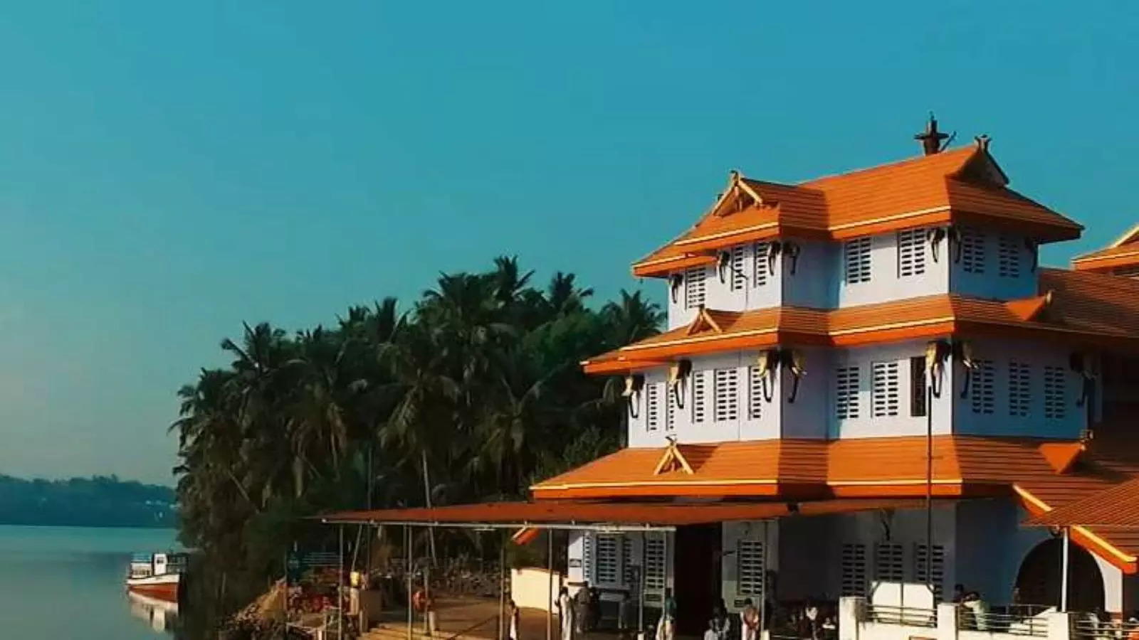 Parassinikkadavu Temple Kannur