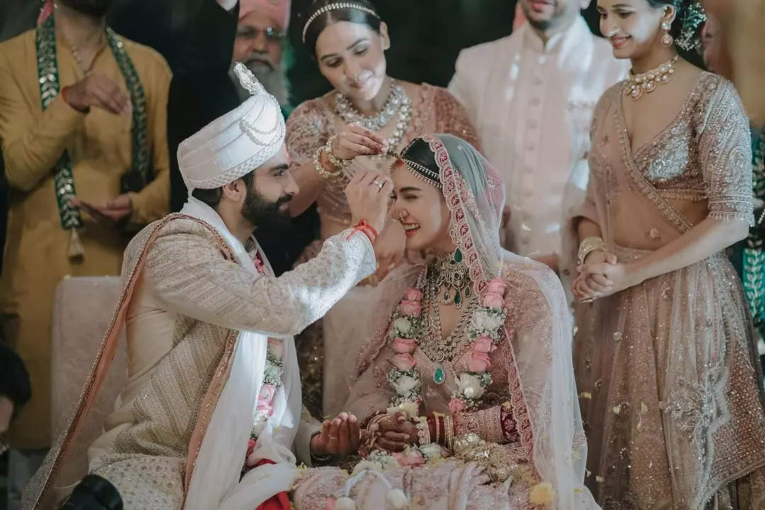 Mukti Mohan Looks Radiant In Pink As She Ties The Knot With Actor Kunal 