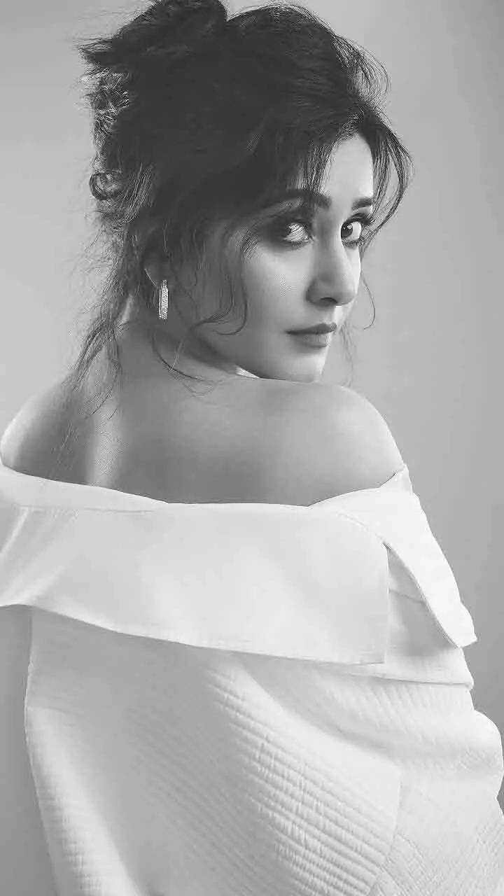 Rashi-Khanna