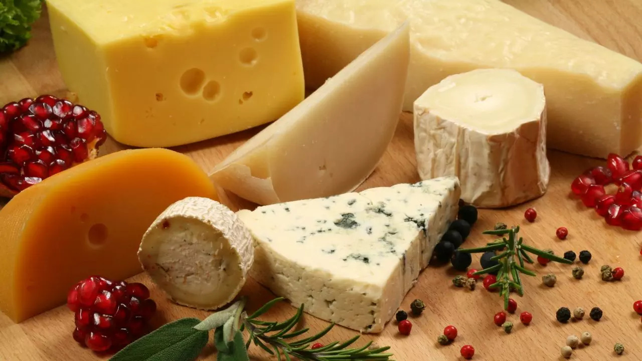 What happens to your body when you eat too much cheese