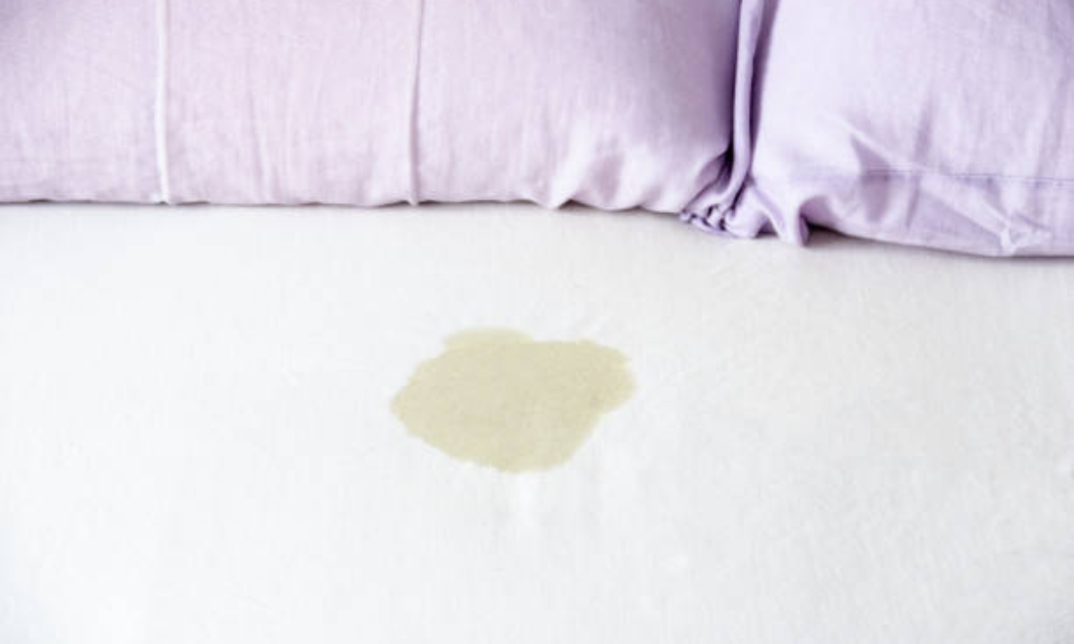 washing tips to remove stain on white bed sheet Washing Tips