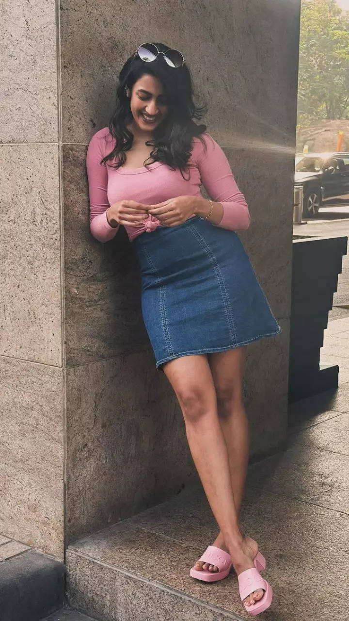 Niharika 