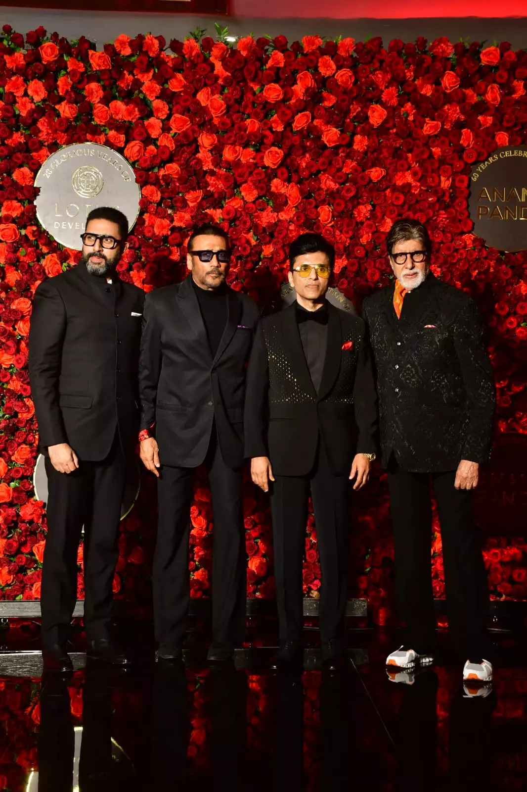 Abhishek Bachchan Jackie Shroff Anand Pandit  Amitabh Bachchan