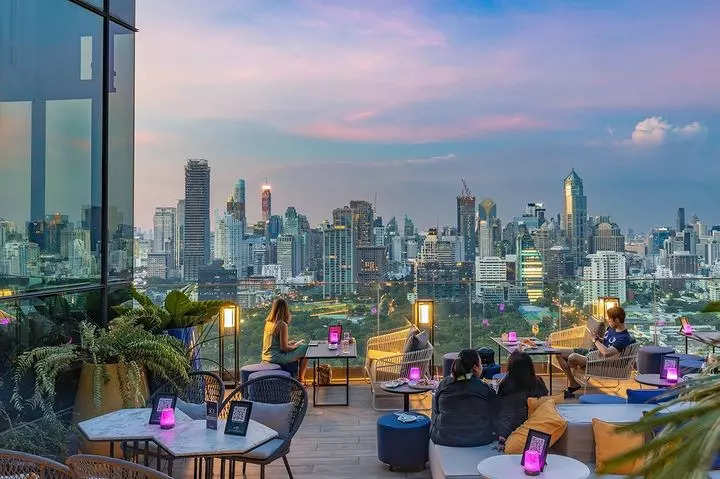 Bangkok Rooftop Bars: Nightlife Guide: Best Rooftop Bars in Bangkok ...