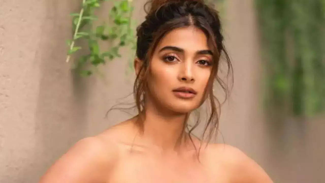 pooja hegde  