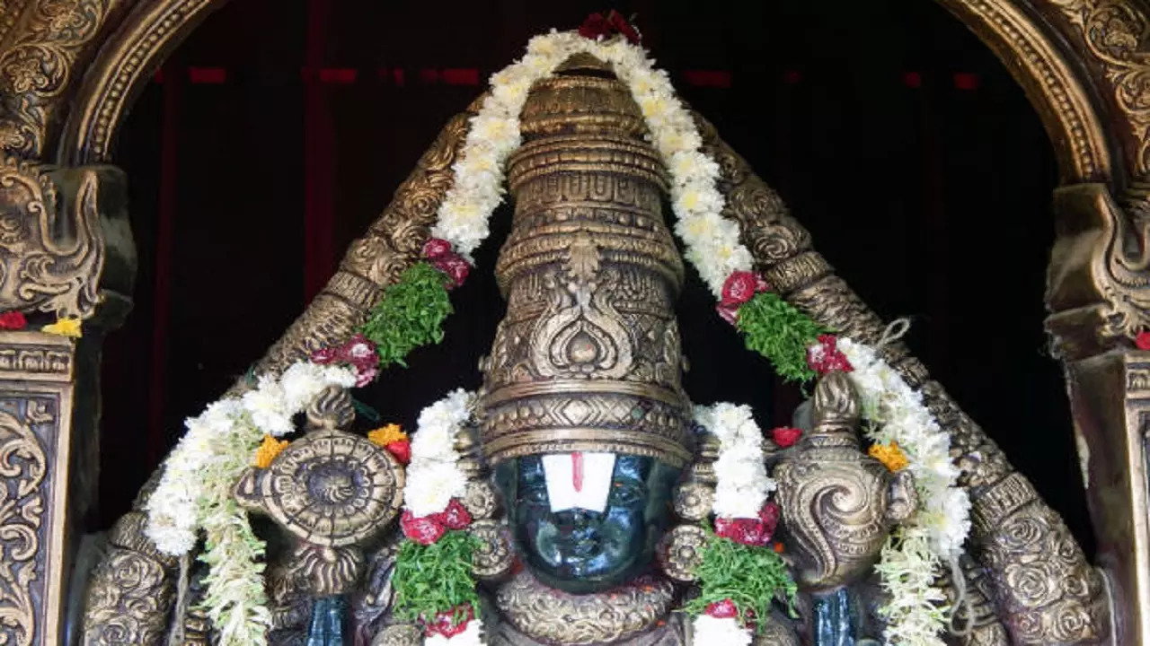 The Balaji Idol is Not Located in the Center