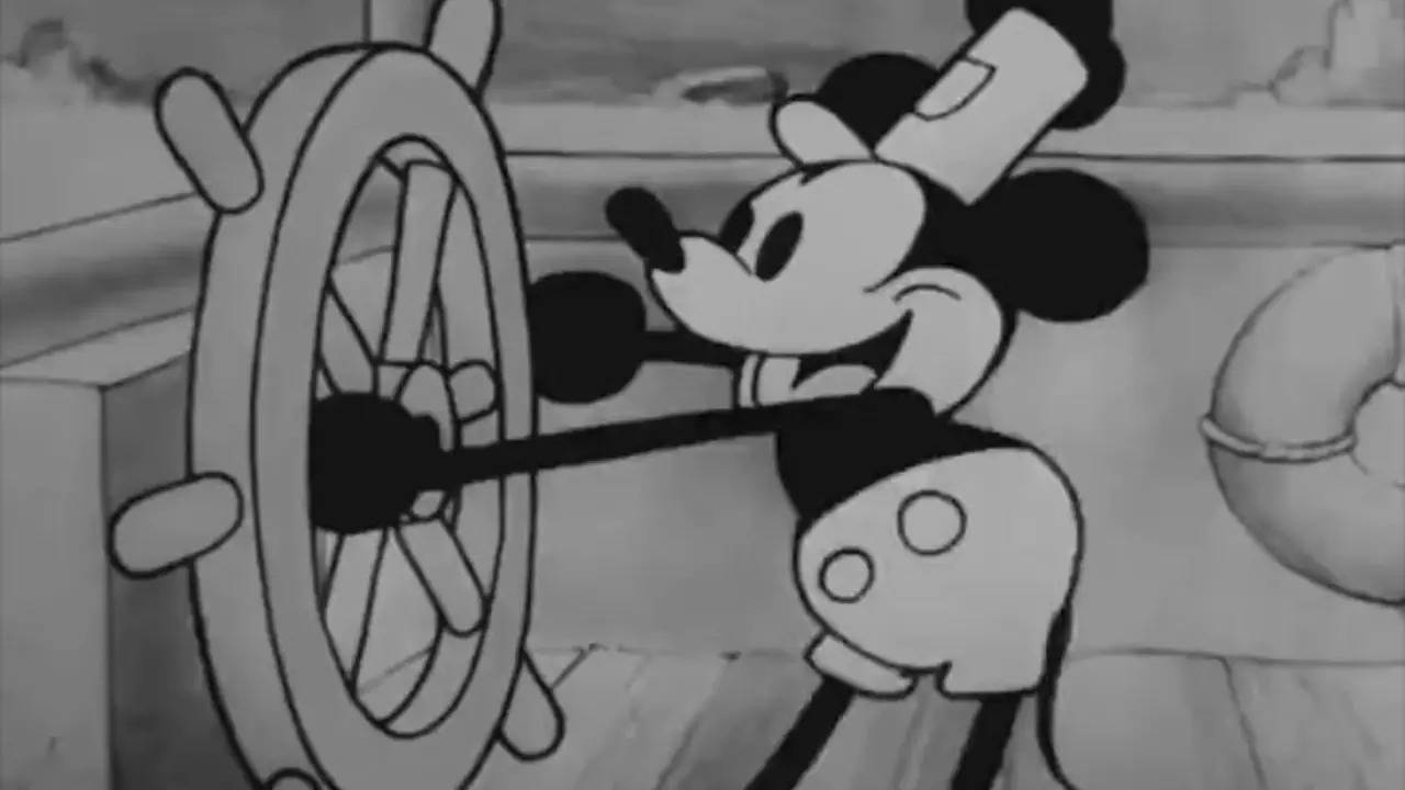 Mickey Mouse will turn 95, but will no longer be Disney's: The legacy of  Walt Disney's most famous creation
