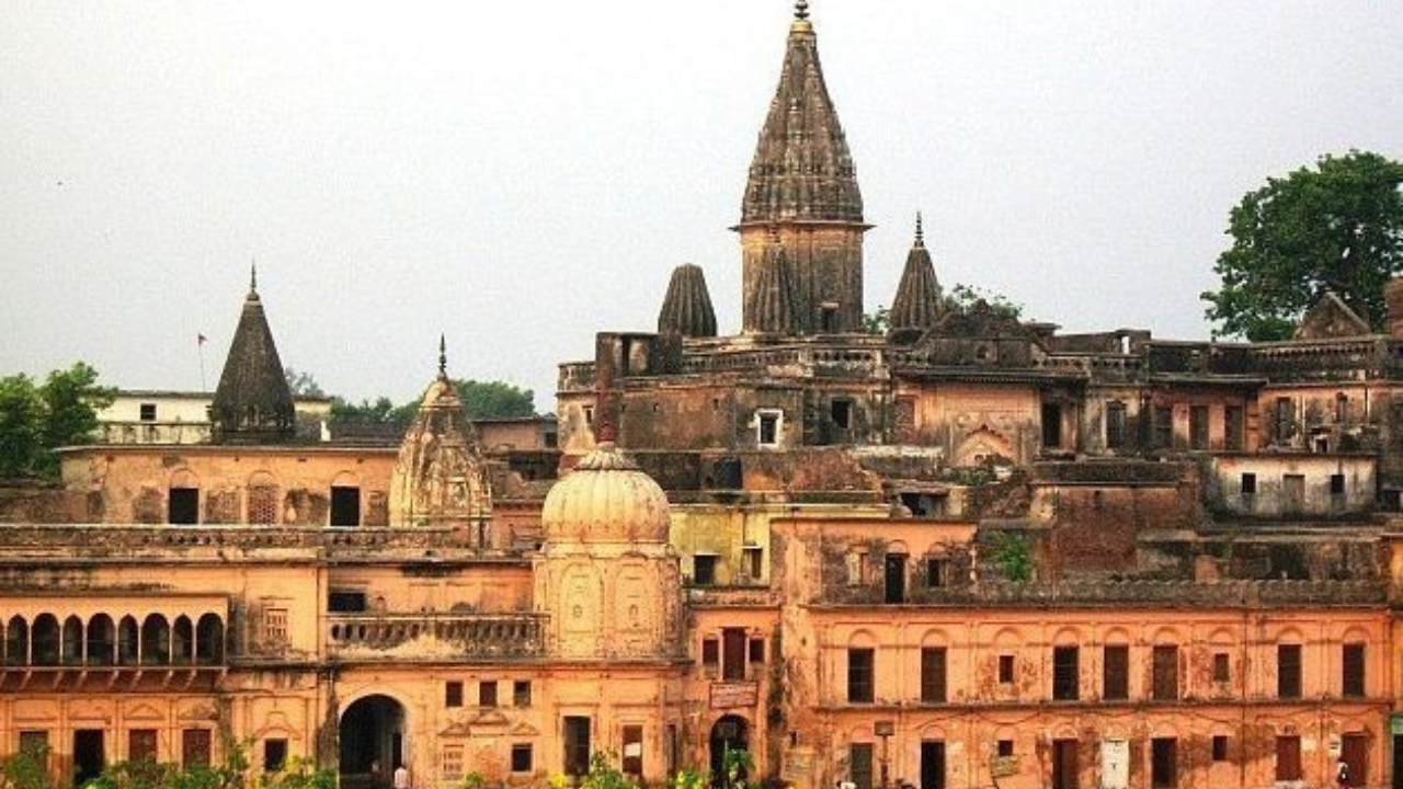 Nageshwarnath Temple