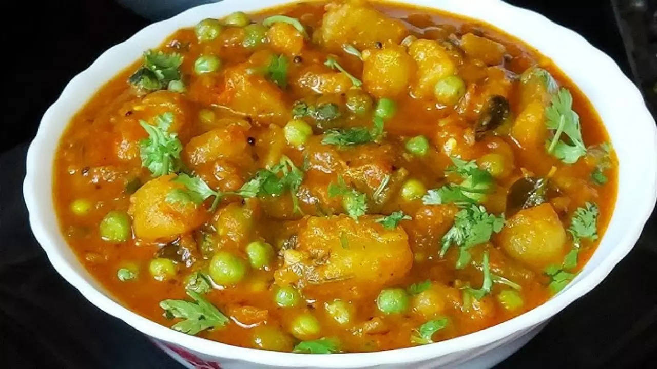 aloo batani masala