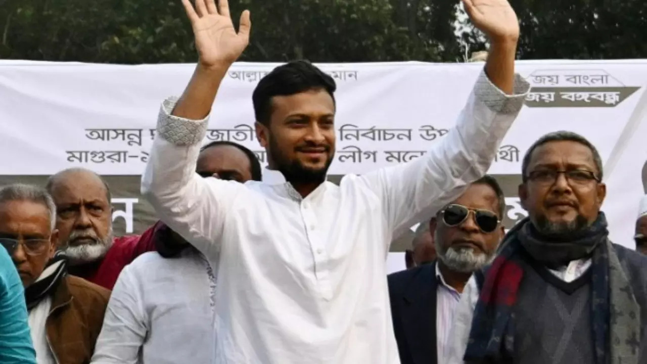 Shakib Al Hasan: Bangladesh Cricketer Shakib Al Hasan Slaps Fan, Shocking  Video Goes Viral - Watch | Cricket News - Times Now