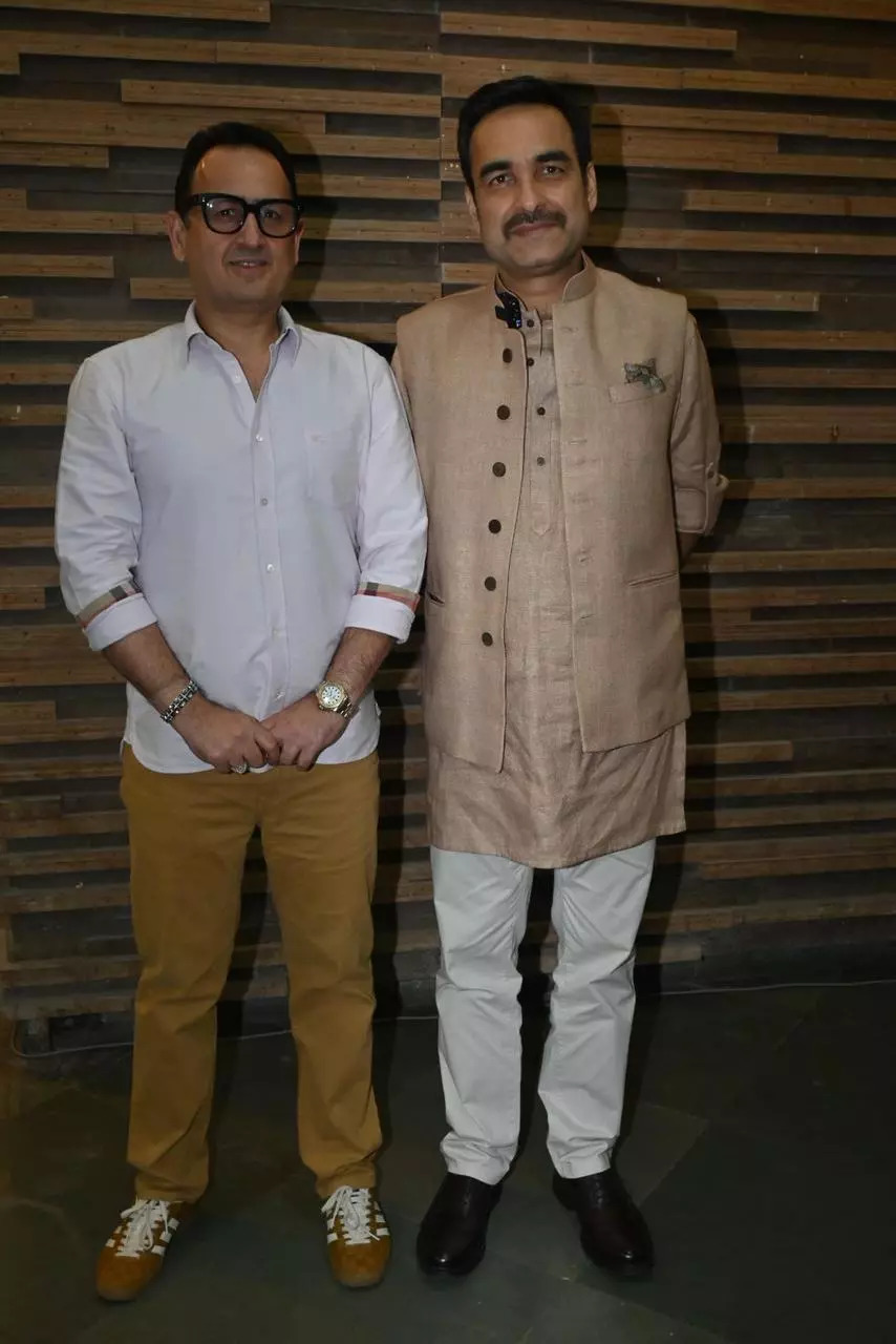 Vinod Bhanushali and Pankaj Tripathi 