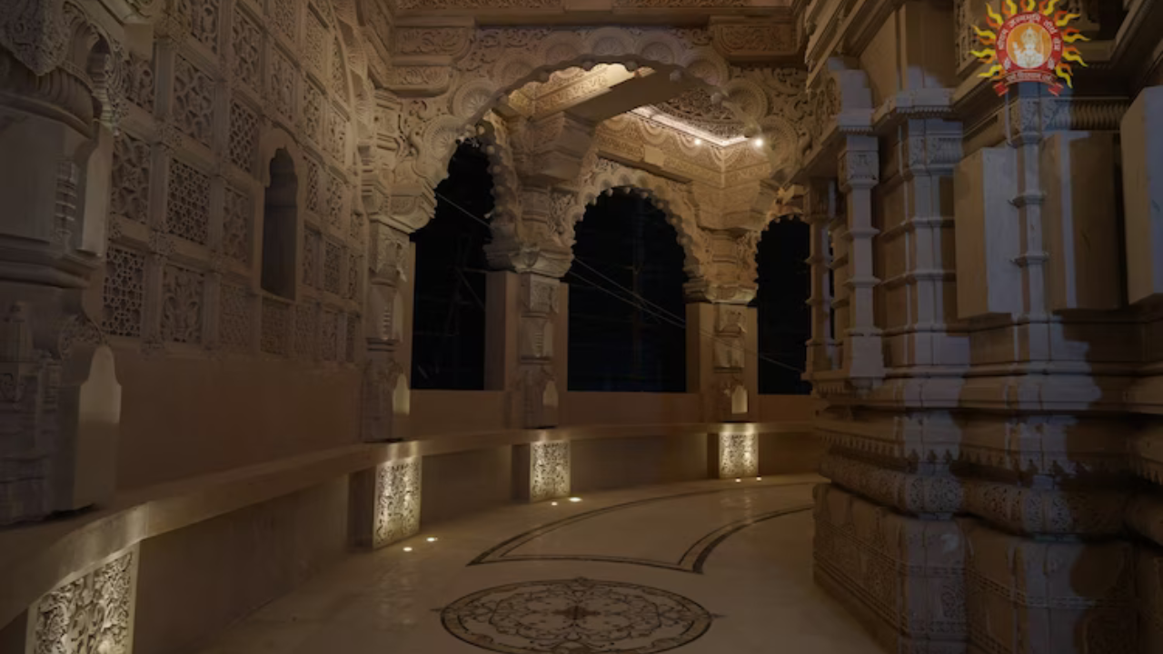 Ayodhya's Ram Mandir Shines In The Night Light Ahead of 'Pran ...