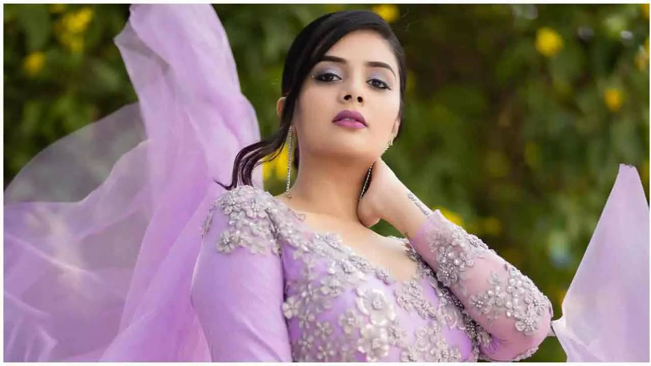 sreemukhi