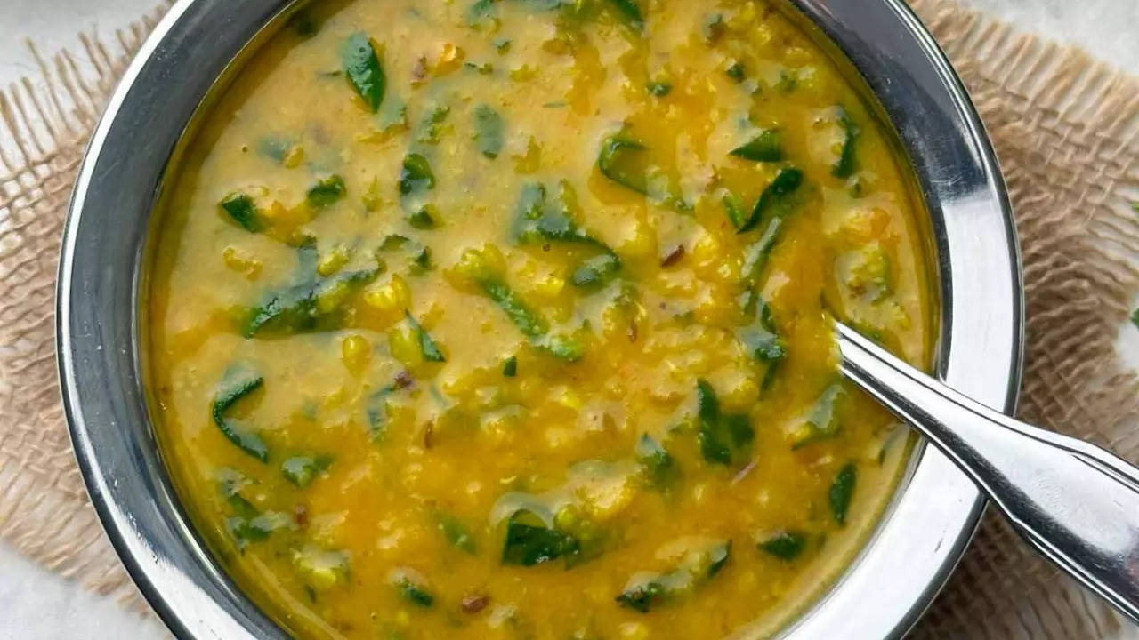 palak dal