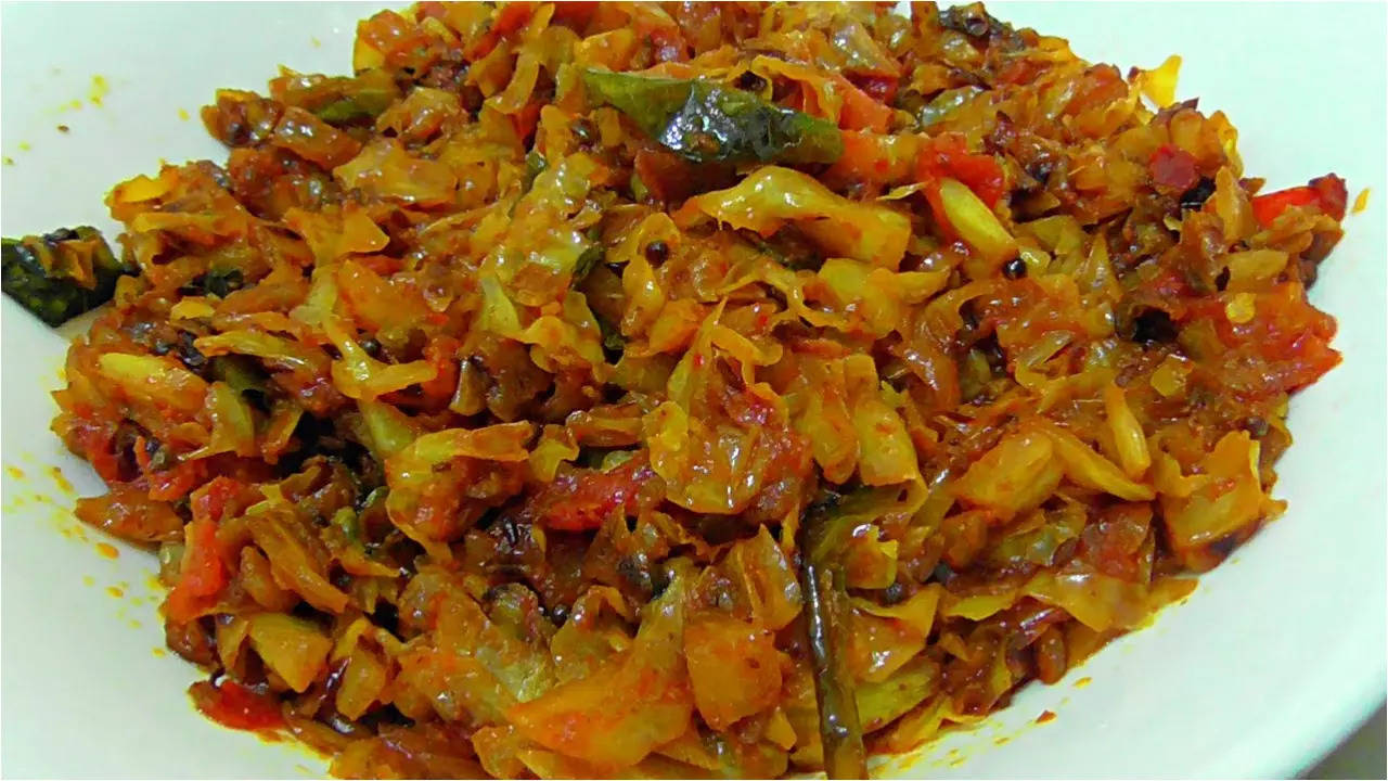 cabbage tomato curry