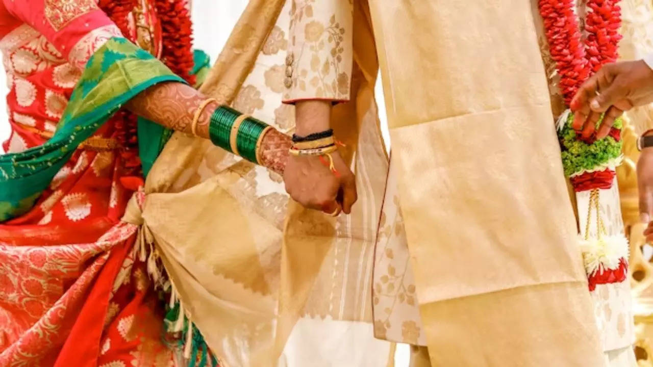 essay on hindu marriage