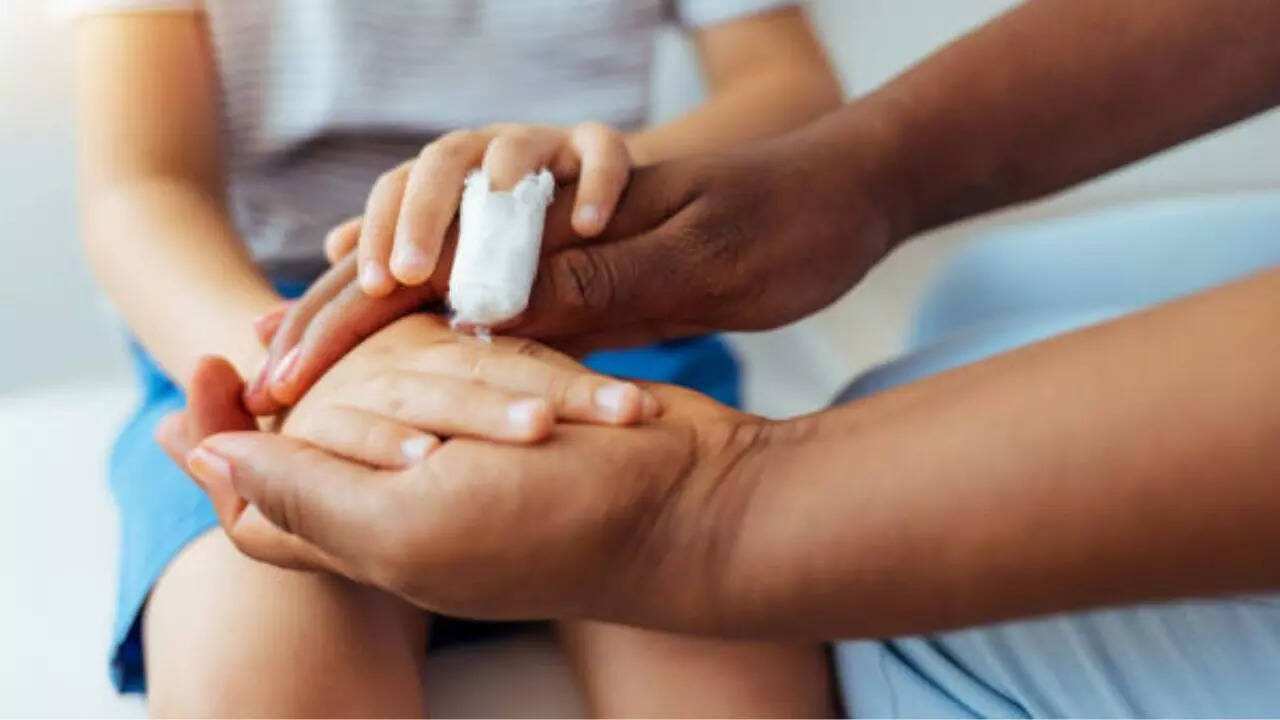 medical-emergencies-types-of-medical-emergencies-and-how-to-deal-with-them