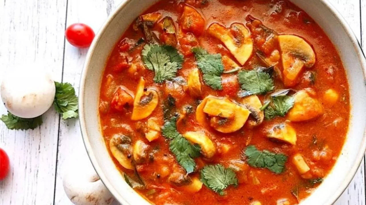 tomato mushroom curry