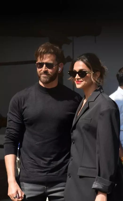 Hrithik Roshan And Deepika Padukone