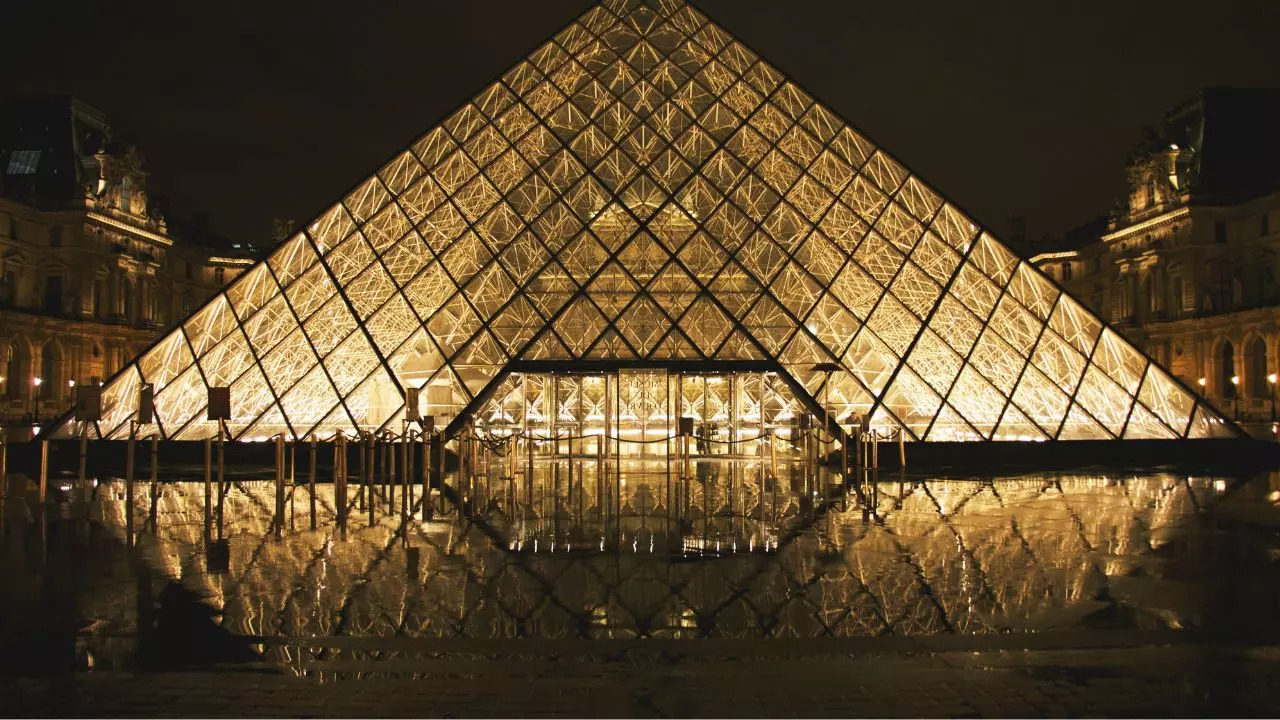 Louvre Museum