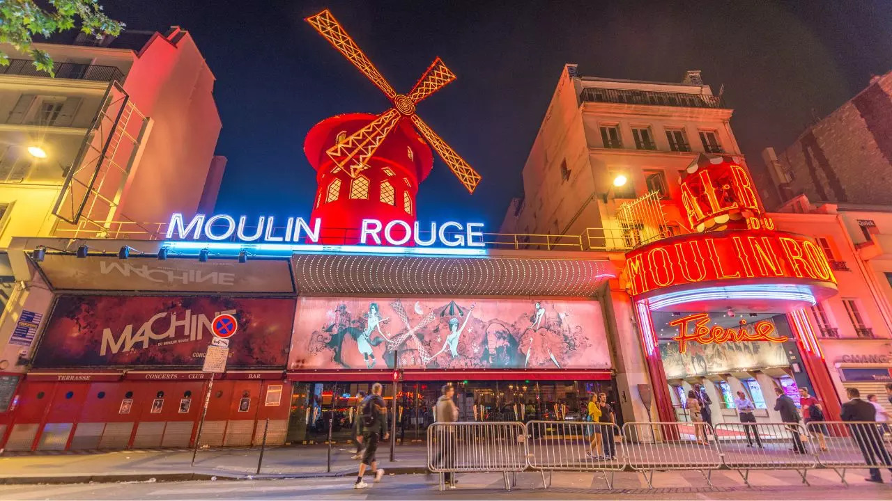 Moulin Rouge Cabaret