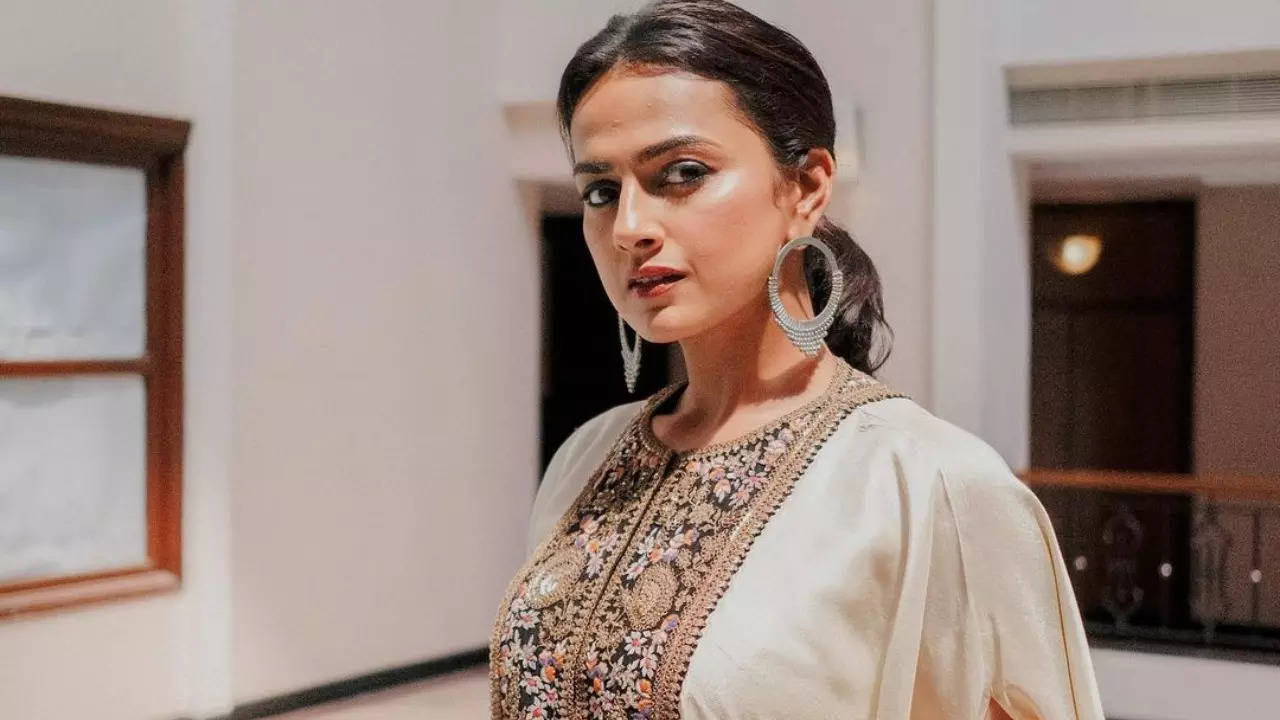 Shraddha Srinath 