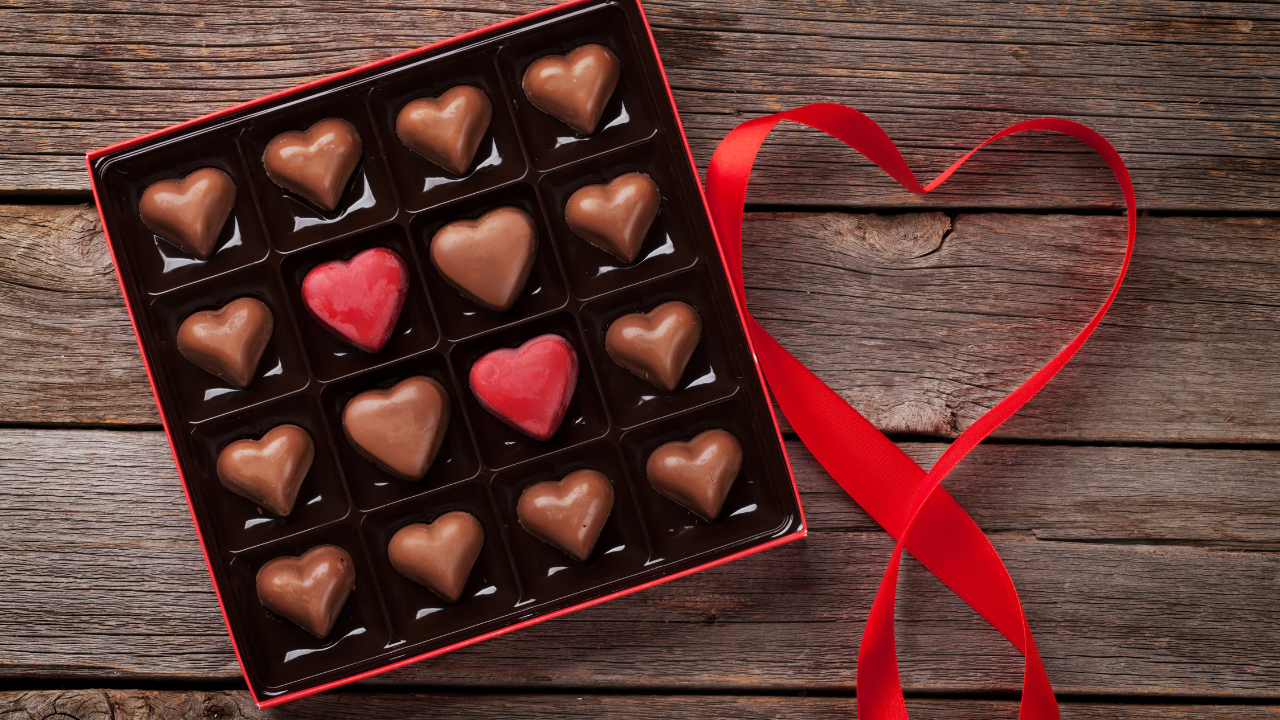 Happy Chocolate Day Wishes, Messages, Whatsapp Status, Facebook Quotes