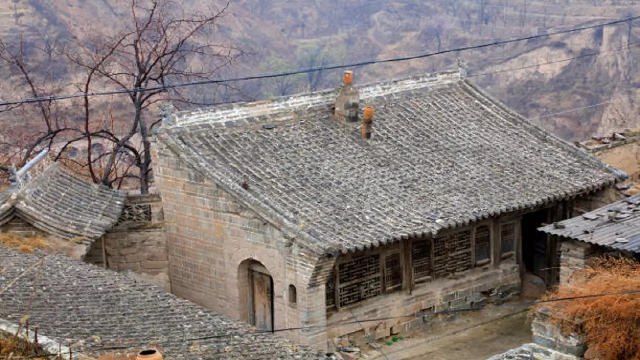 A village where houses do not have doors locks