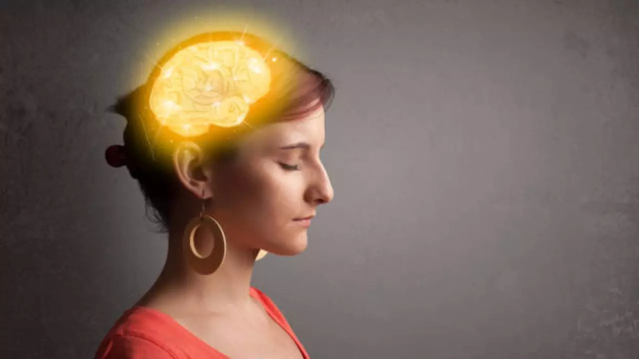 How does vitamin B12 deficiency affect your brain