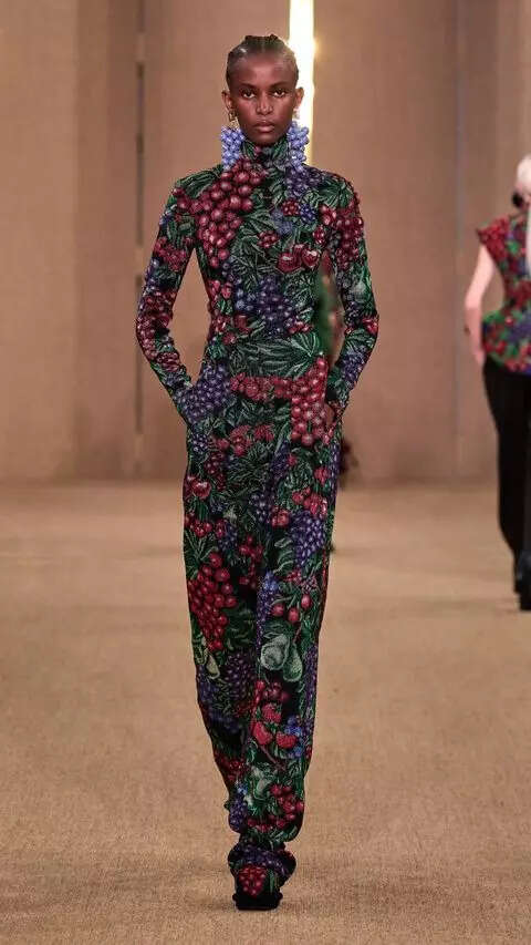 Paris Fashion Week 2024 Balmain Fall 2024 ReadytoWear Shows News