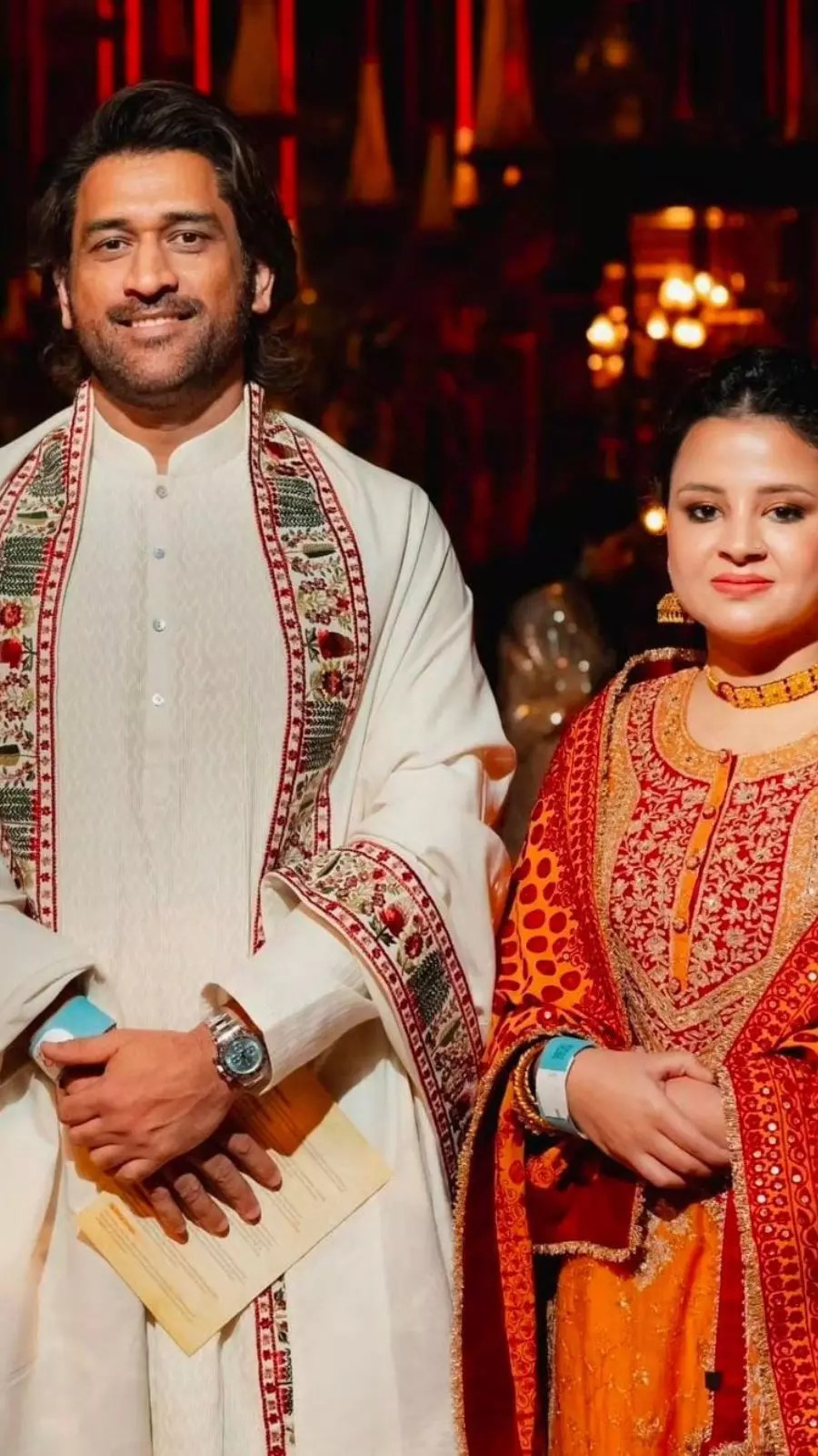 Mahendra Singh Dhoni with wife