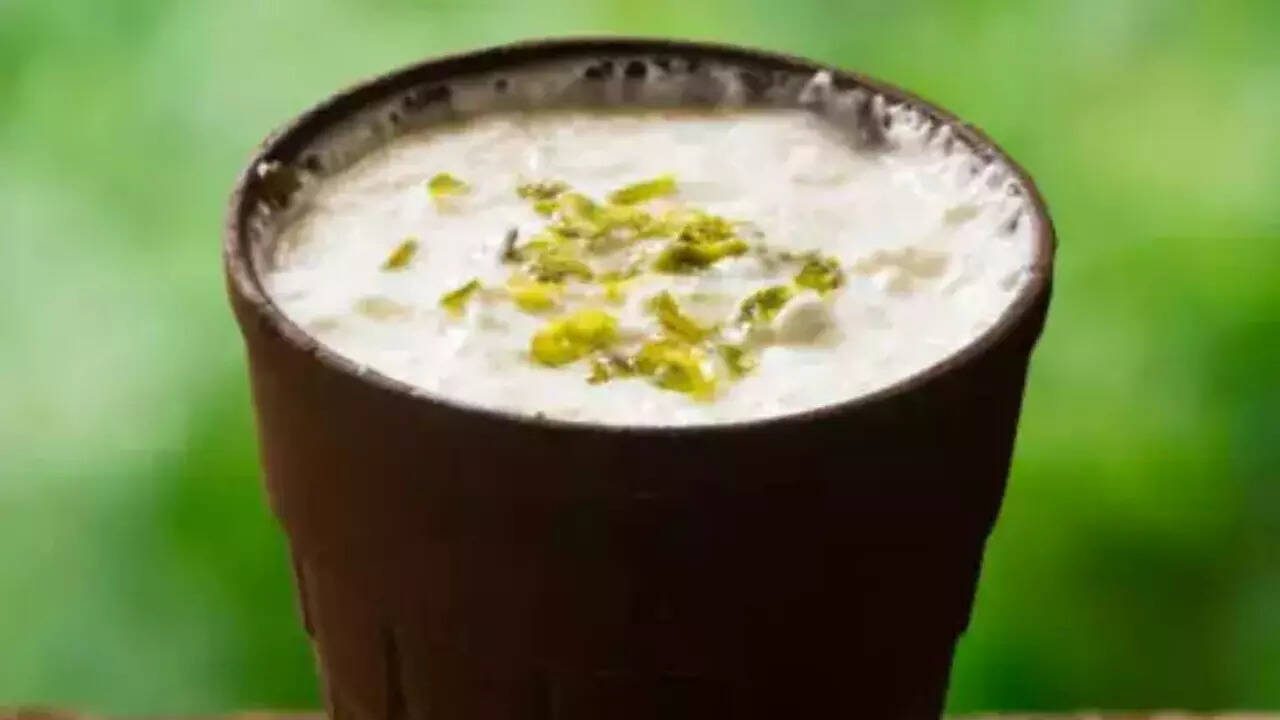 Dry Fruits Lassi