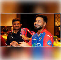He Is An Absolute Superstar Former Delhi Capitals Player Lauds Rishabh Pant