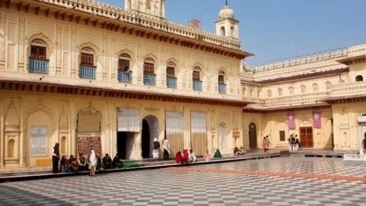 Kanak Bhavan Temple Ayodhya